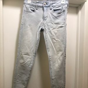 American eagle skinny jeans, light wash, size 4